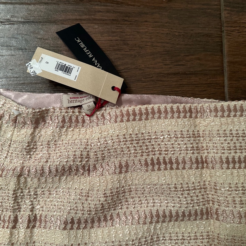 New beige/pink mini skirt